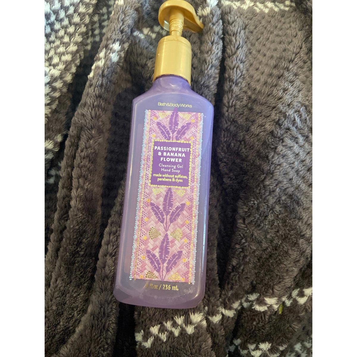 D119 Bath And Body Works Passion Fruit And Banana Flower Soap 8 Oz